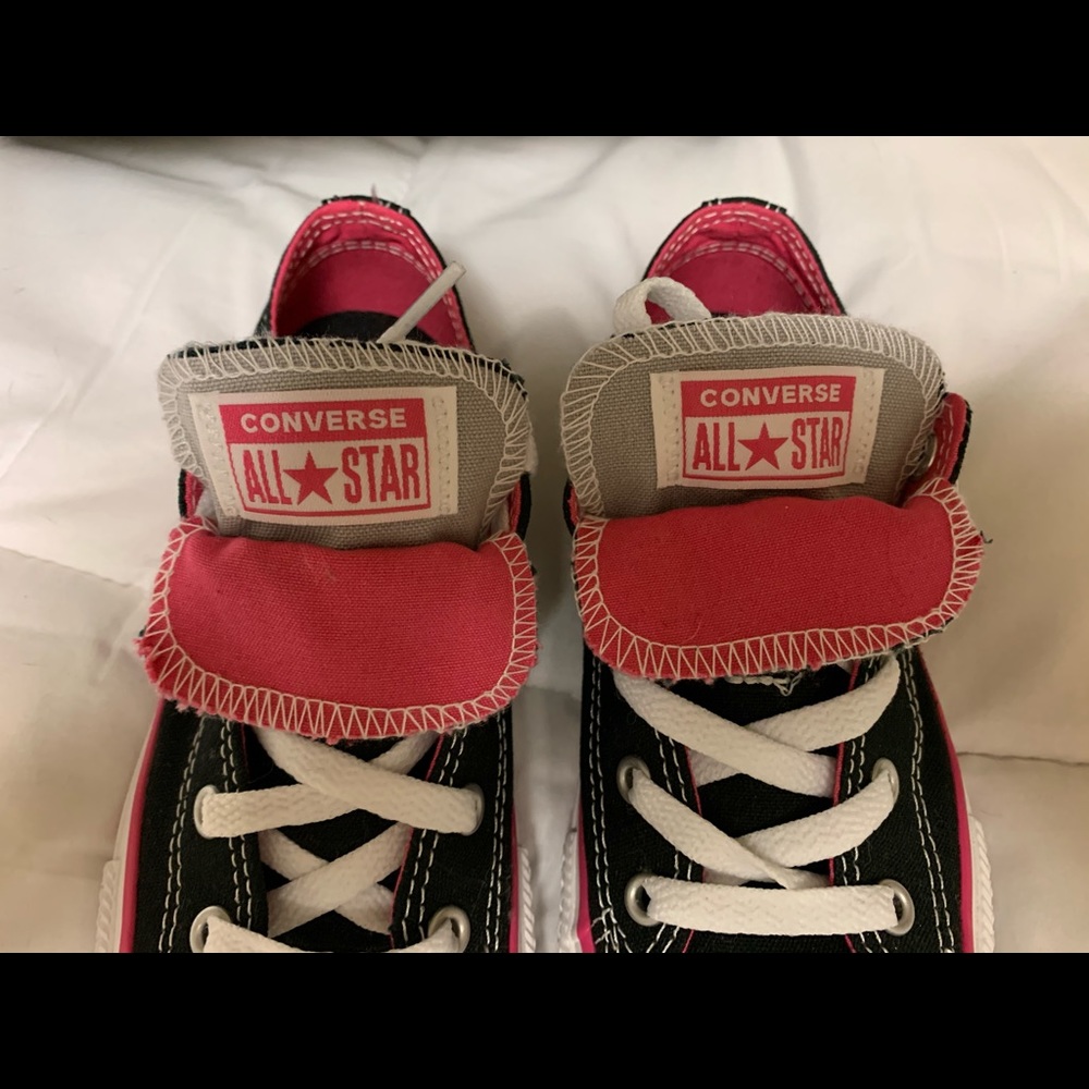 Converse - Picture 2 of 8